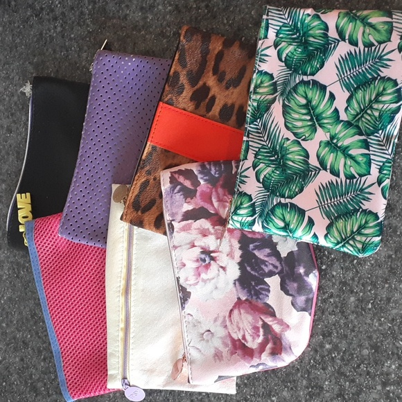 IPSY Tropical Makeup Bag - Picture 3 of 3